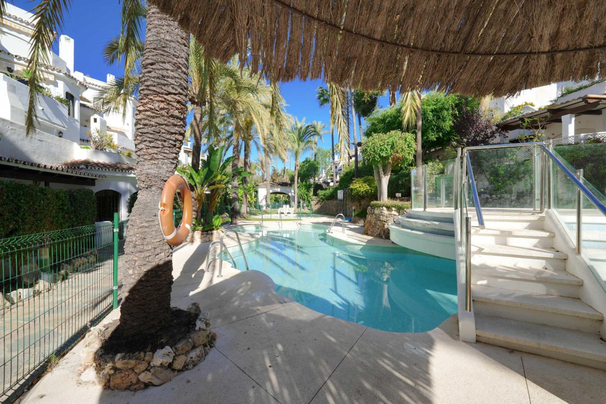 1104 First Line Beach Apartment Golden Beach Pool Marbella Exteriör bild